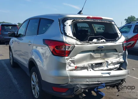 2019 Ford Escape Se из США, поврежденный, VIN 1FMCU9GD6KUA73525